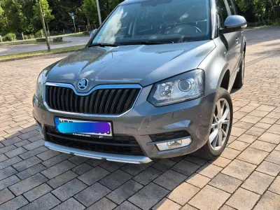 Gebraucht Skoda Yeti 110 PS (80 kW) 2017 Grau SUV