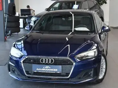 Używany Audi A5 Sportback Ambiente 204 KM (150 kW) 2022 Niebieski Hatchback