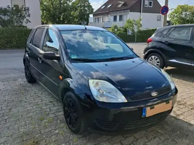 Gebraucht Ford Fiesta 69 PS (50 kW) 2005 Schwarz Kleinwagen