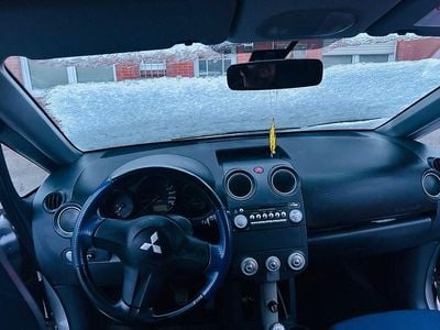 Grau Gebraucht 2006 Mitsubishi Colt Motion Van / Kleinbus | 1.000 € (Superpreis)