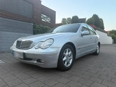 Gebraucht Mercedes C200 Elegance 163 PS (119 kW) 2003 Grau Limousine