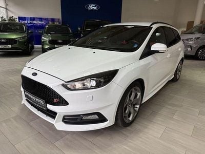 Gebraucht Ford Focus ST 250 PS (183 kW) 2017 Weiß Kombi