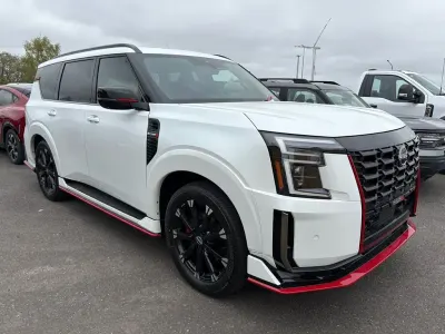 Neu Nissan Armada Nismo 460 PS (338 kW) 2026 Weiß SUV