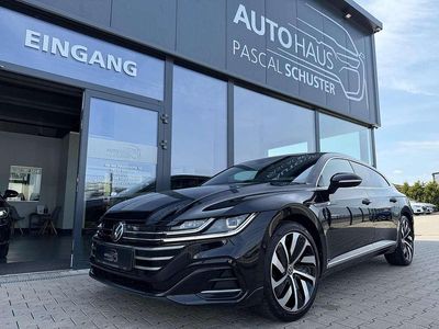 Second-hand VW Arteon R-line 218 CP (160 kW) 2021 Negru Break