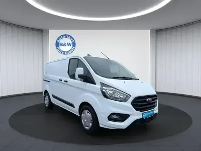 Gebraucht Ford Transit Custom 131 PS (96 kW) 2021 Frostweiß Van