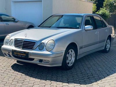 Mercedes E240