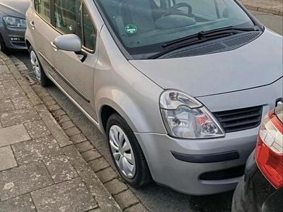 Gebraucht Renault Modus 88 PS (64 kW) 2007 Silber Van / Kleinbus