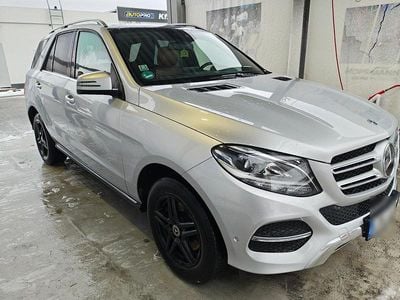 Silber Gebraucht 2018 Mercedes GLE250 SUV | 27.000 €