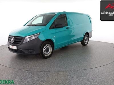 Gebraucht Mercedes Vito 136 PS (100 kW) 2023 Vaillant grün Van
