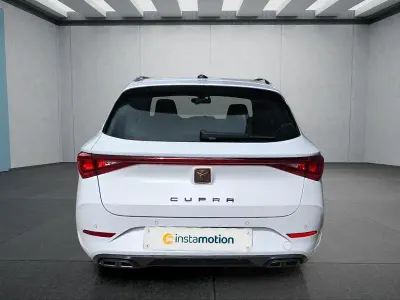 Używany Cupra Leon 150 KM (110 kW) 2024 Biały Kombi
