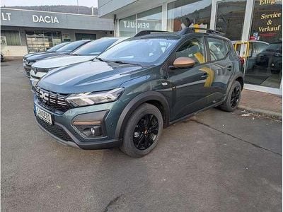 Neu Dacia Sandero Extreme 91 PS (66 kW) 2025 Oxidgrün SUV