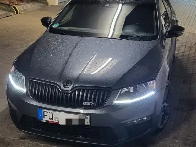 Gebraucht Skoda Octavia RS 220 PS (161 kW) 2014 Grau Kombi