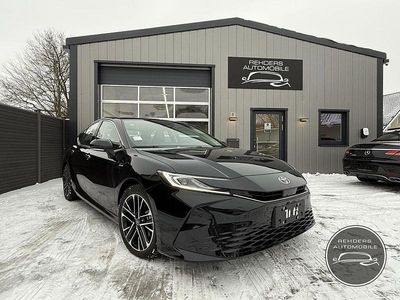 Neu Toyota Camry 186 PS (136 kW) 2026 Schwarz Limousine