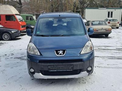 Gebraucht Peugeot Partner Tendance 109 PS (80 kW) 2009 Blau Van / Kleinbus