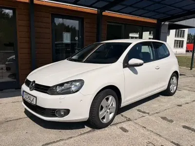 Gebraucht VW Golf VI Comfortline 80 PS (58 kW) 2010 Weiß Kleinwagen