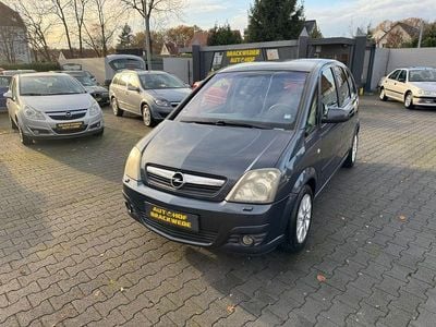 Grau Gebraucht 2006 Opel Meriva Edition Van / Kleinbus | 3.000 € (Fairer Preis)