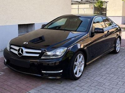 Gebraucht Mercedes C180 Sport 156 PS (114 kW) 2013 Schwarz Coupé