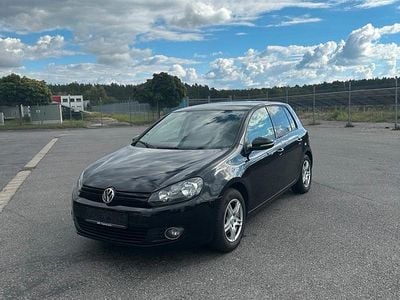 Gebraucht VW Golf VI 80 PS (58 kW) 2011 Schwarz Kleinwagen