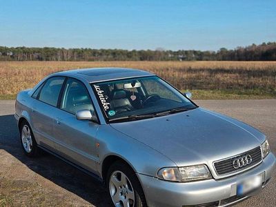 Second-hand Audi A4 Sport 150 CP (110 kW) 1996 Argintiu Berlinǎ