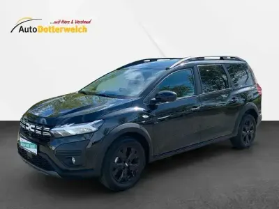 Gebraucht Dacia Jogger Extreme 110 PS (80 kW) 2024 Schwarz Van / Kleinbus