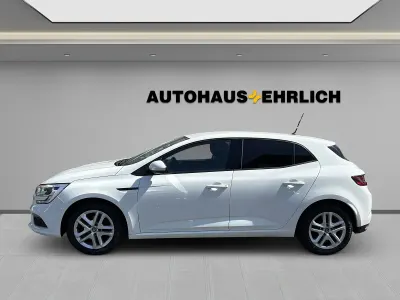 Gebraucht Renault Mégane Play 101 PS (74 kW) 2018 Weiß Limousine