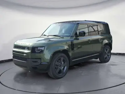 Ny Land Rover Defender SE Dynamic 349 HK (256 kW) 2026 Grøn SUV