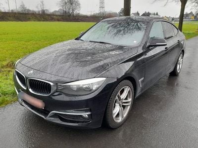 Gebraucht BMW 320 Gran Turismo Sport Line 190 PS (139 kW) 2015 Schwarz Limousine