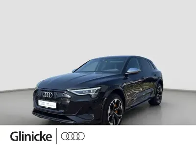 Gebraucht Audi e-tron Sport 369 kW (503 PS) 2022 Mythosschwarz metallic SUV