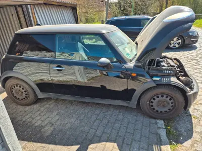 Gebraucht Mini ONE 90 PS (66 kW) 2003 Schwarz Kleinwagen
