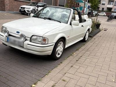 Weiß Gebraucht 1988 Ford Escort Cabriolet Cabrio | 4.000 €