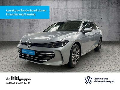 Silber Gebraucht 2025 VW Passat Elegance Kombi | 40.990 € (Fairer Preis)