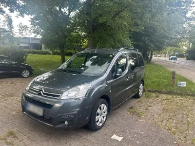 Gebraucht Citroën Berlingo PureTech 110 PS (80 kW) 2016 Grau Van / Kleinbus