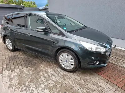 Occasion Ford S-MAX Titanium 160 ch (117 kW) 2016 Vert Monospace