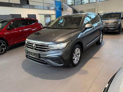 Gebraucht VW Tiguan Allspace 150 PS (110 kW) 2022 Platinum grey SUV