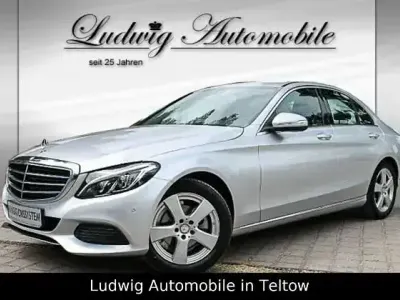 Gebraucht Mercedes C180 156 PS (114 kW) 2015 Silber Limousine
