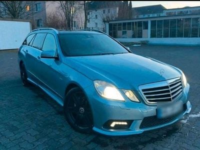 Gebraucht Mercedes E250 AMG 204 PS (150 kW) 2010 Blau Kombi