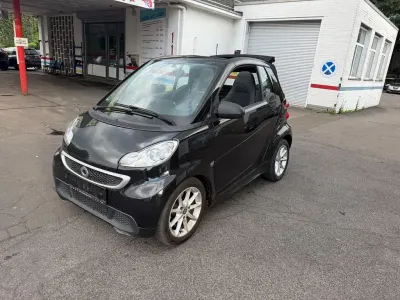 Gebraucht Smart ForTwo Cabrio 71 PS (52 kW) 2014 Schwarz Cabrio