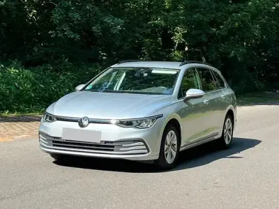 Gebraucht VW Golf VIII Life 116 PS (85 kW) 2022 Grau Kombi
