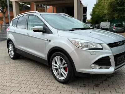 Gebraucht Ford Kuga Titanium 150 PS (110 kW) 2014 Silber SUV