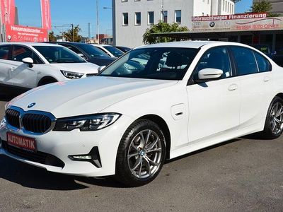 Second-hand BMW 320e Sport Line 163 CP (119 kW) 2022 Alb Berlinǎ