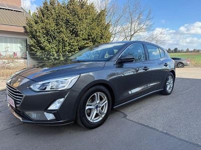 Gebraucht Ford Focus Cool & Connect 151 PS (111 kW) 2019 Grau Limousine