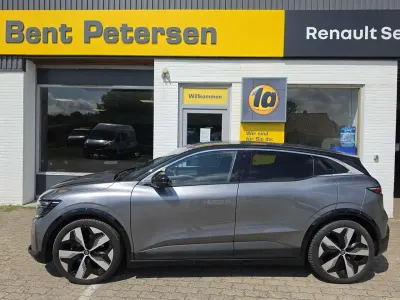 Gebraucht Renault Megane E-Tech Techno 160 kW (218 PS) 2023 Grau kqg + schwarz gne Limousine