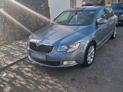 Używany Skoda Superb Elegance 160 KM (117 kW) 2008 Szary Sedan/Limuzyna