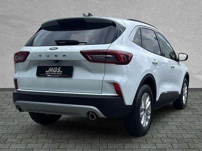 Second-hand Ford Kuga Titanium 186 CP (136 kW) 2025 Alb SUV