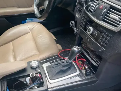 Gebraucht Mercedes E200 184 PS (135 kW) 2010 Grau Kombi
