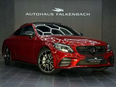 Gebraucht Mercedes C43 AMG AMG 390 PS (286 kW) 2022 Metallic hyazinthrot (designo Coupé