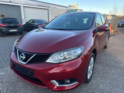 Gebraucht Nissan Pulsar Acenta 116 PS (85 kW) 2014 Rot Kleinwagen