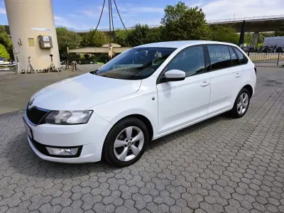 Gebraucht Skoda Rapid Ambition 122 PS (89 kW) 2014 Weiß Kleinwagen
