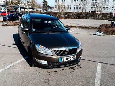 Gebraucht Skoda Roomster 86 PS (63 kW) 2013 Braun Van / Kleinbus