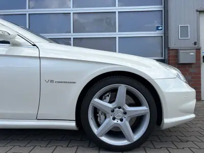 Gebraucht Mercedes CLS55 AMG AMG 476 PS (350 kW) 2006 Weiß Limousine